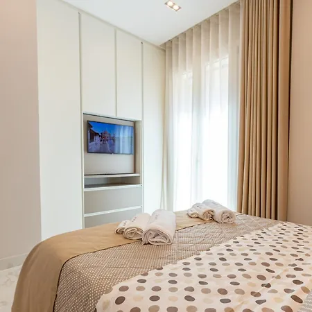 Ginex Luxury